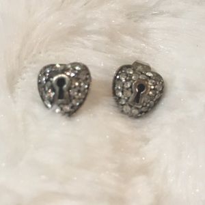 Stud heart locket earrings